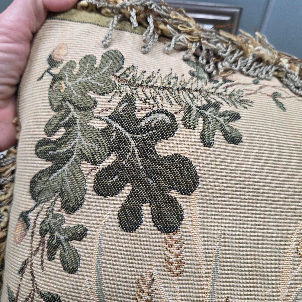 Vintage Charlotte Home Furnishings The Hare I French Tapestry Rabbit Pillow Trim